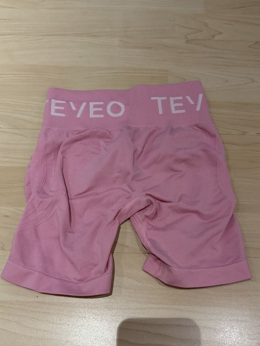 Teveo Leggings: Teveo Shorts, Grösse XS – Neu (gemäss Beschreibung) aus Tuggen von jess_gls06