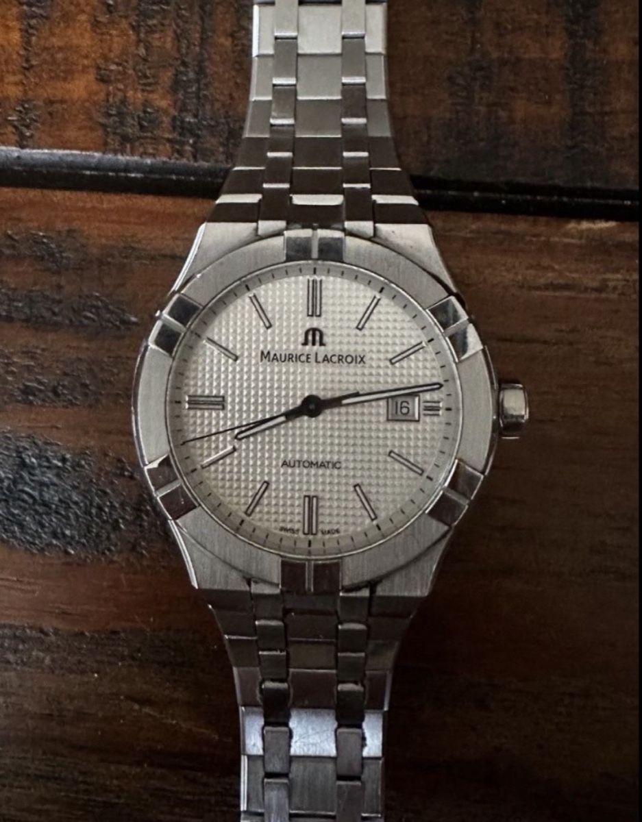 Maurice Lacroix Uhren: Maurice Lacroix AIKON AUTOMATIC 42 mm  – Gebraucht aus Richterswil von Elle-Ganza 1