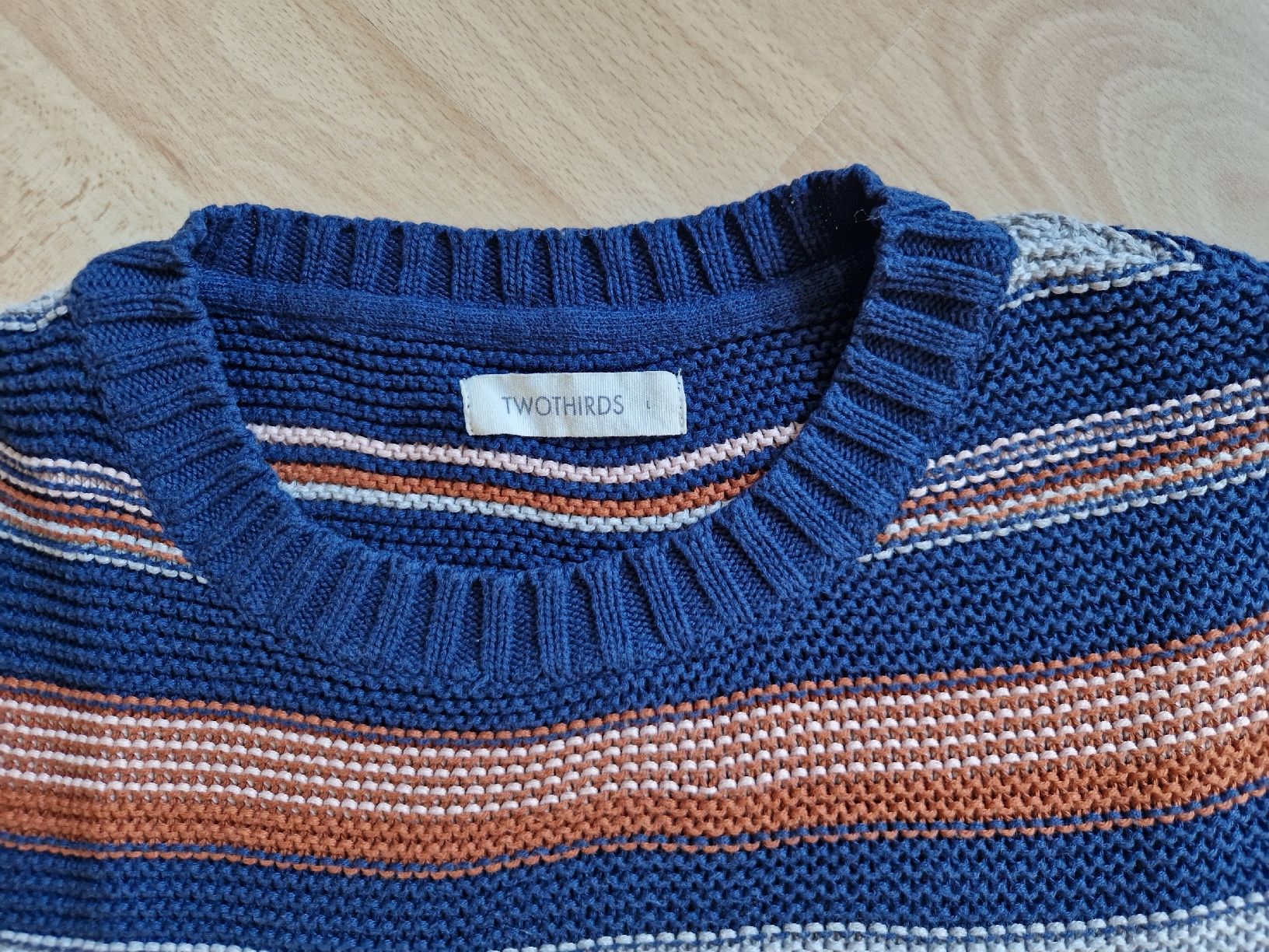Pulls & Sweat-shirts: Pullover von Two Thirds – D'occasion à Grüsch par Beckse 1