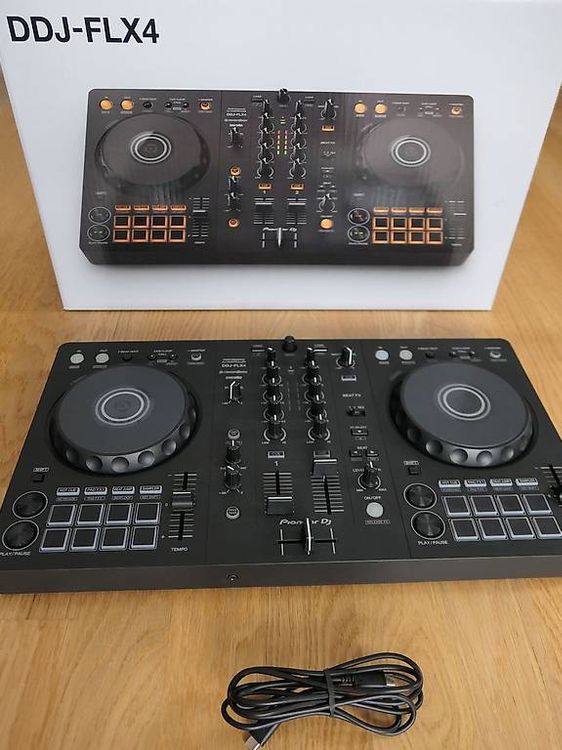 DDJ FLX4 DJ-Controller mit USB-Anschluss (Gebraucht) in Wetzikon ZH für ...