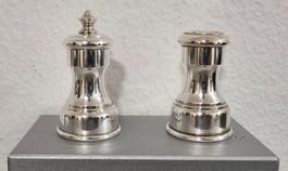 800 Silber, Salzstreuer und Pfeffermühle, edel und Zeitlos