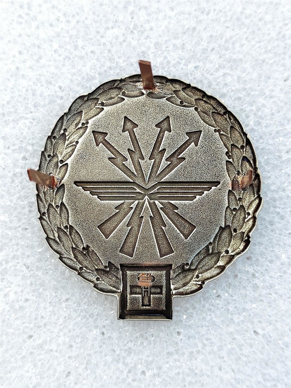 Placchette & Badge: Béretemblem LVb FU 30 neu – Nuovo (secondo la descrizione) da Bauma venduto da SwissMilitaria 1