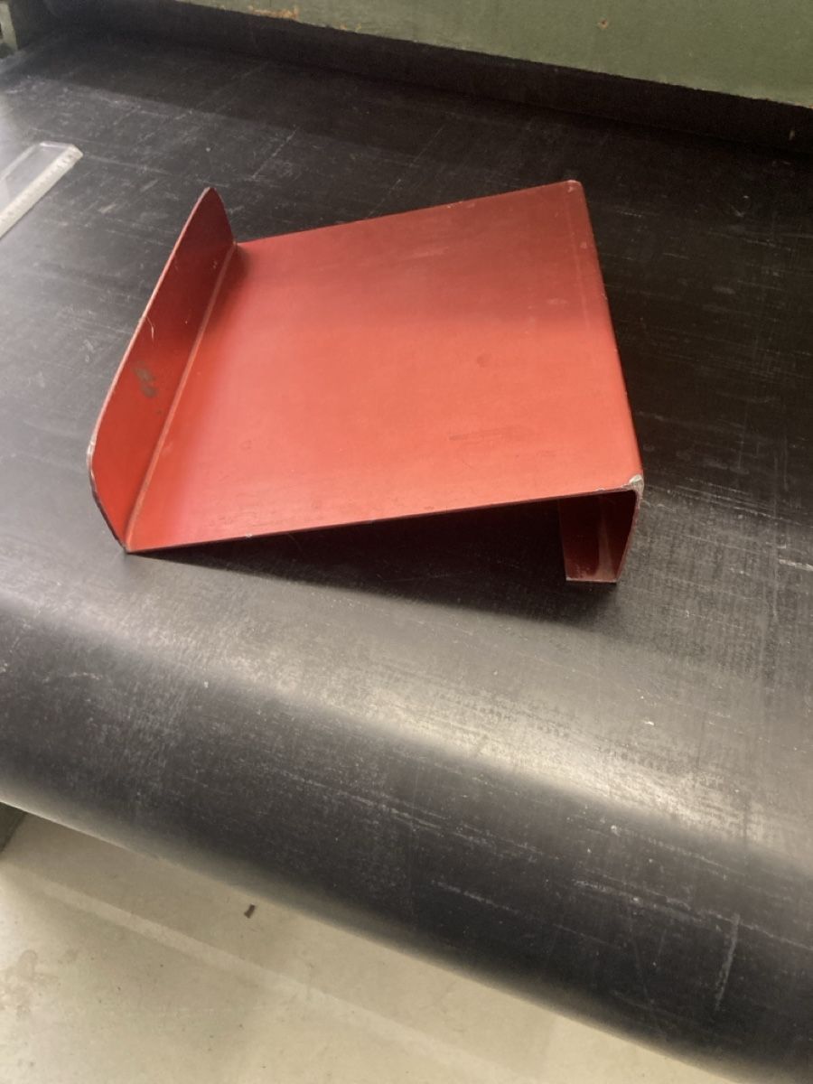 Altro per industria metallurgica: Verpackungshelfer Winkel Kartonabfüllen – Usato da Oberhasli venduto da hika8156