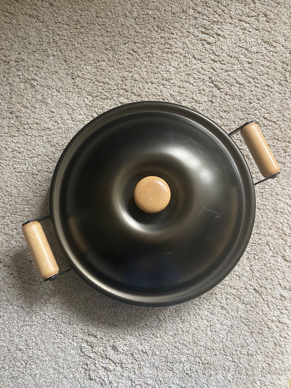 Padelle: Wok Pfanne mit Holzgriffen – Usato da St.Gallen venduto da Arc9 1