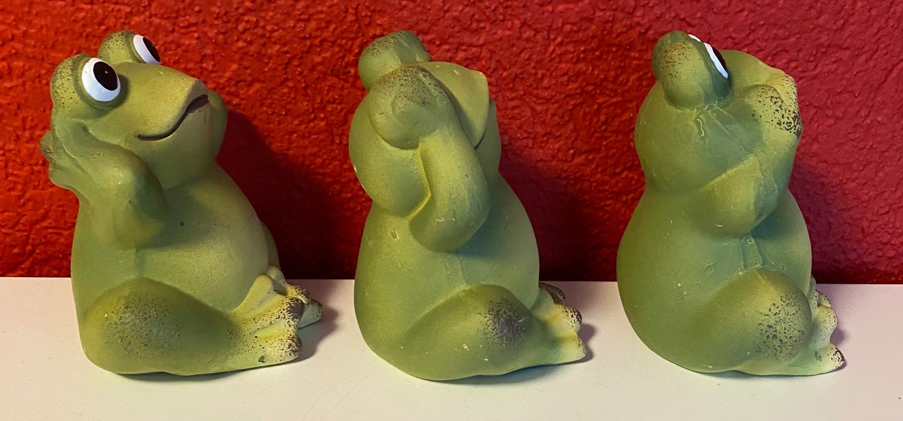 Statuette: 3er Set Deko Frösche "Nichts sehen..." Figuren Garten – Nuovo e nell'imballaggio originale da Zäziwil venduto da Emlea 1