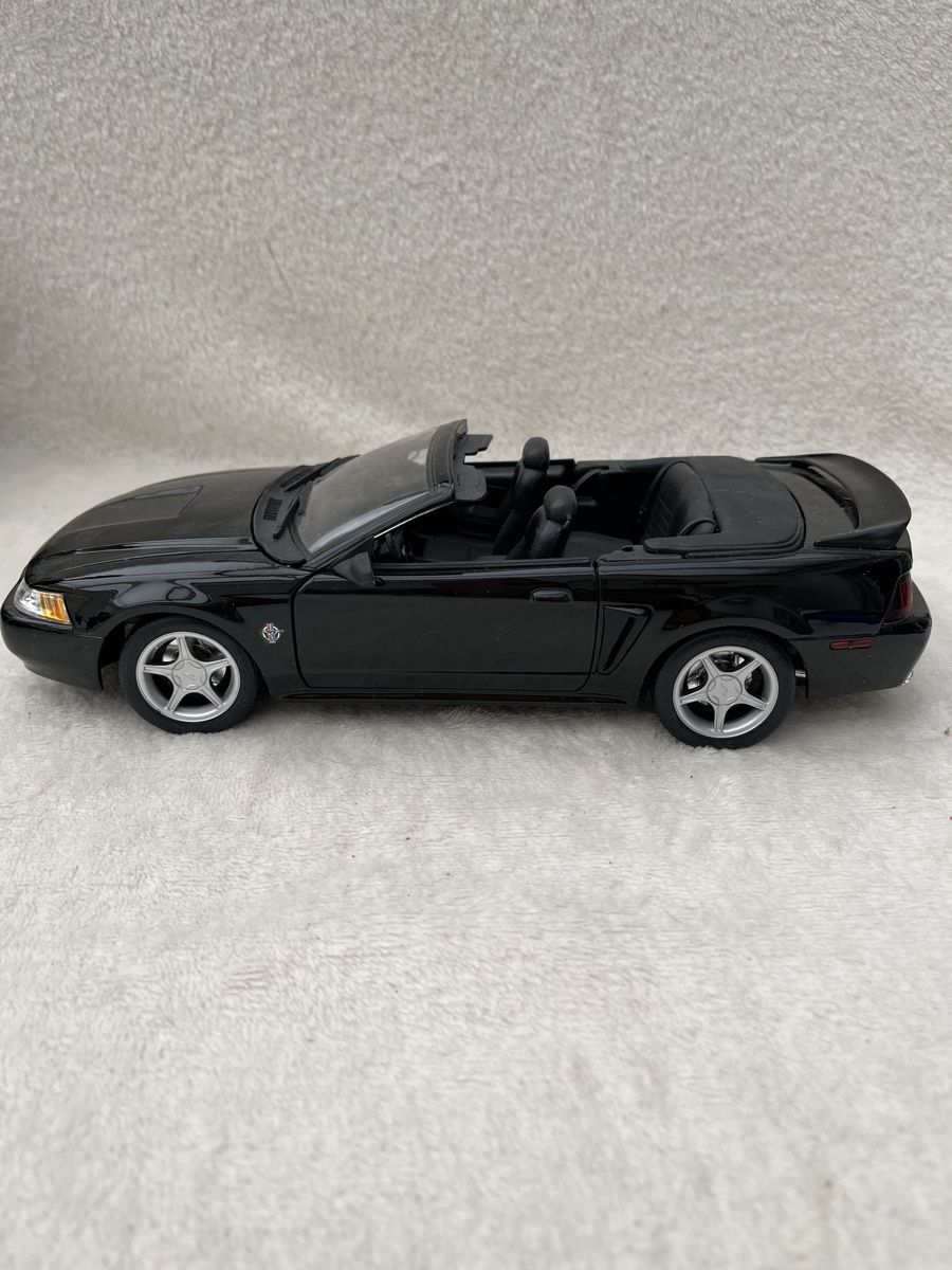 Ford Modellini d'auto: Ford Mustang Cabriolet 1999 – Nuovo (secondo la descrizione) da Oberweningen venduto da mer_2yn9 5