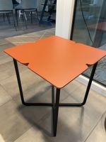 Table d’appoint en bois