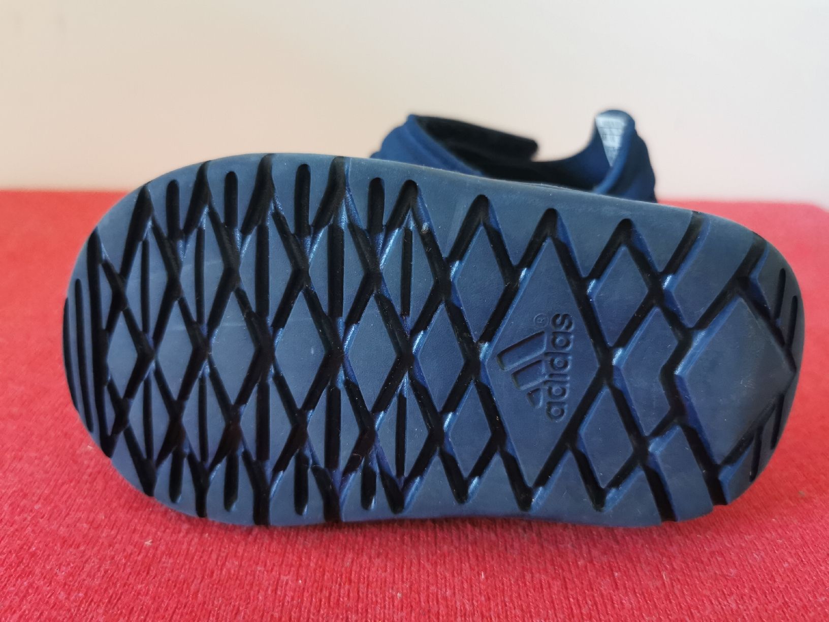 Adidas Chaussures garçon: Adidas Kinder Schuhe Gr 20 – D'occasion à Schlieren par vlalif 3