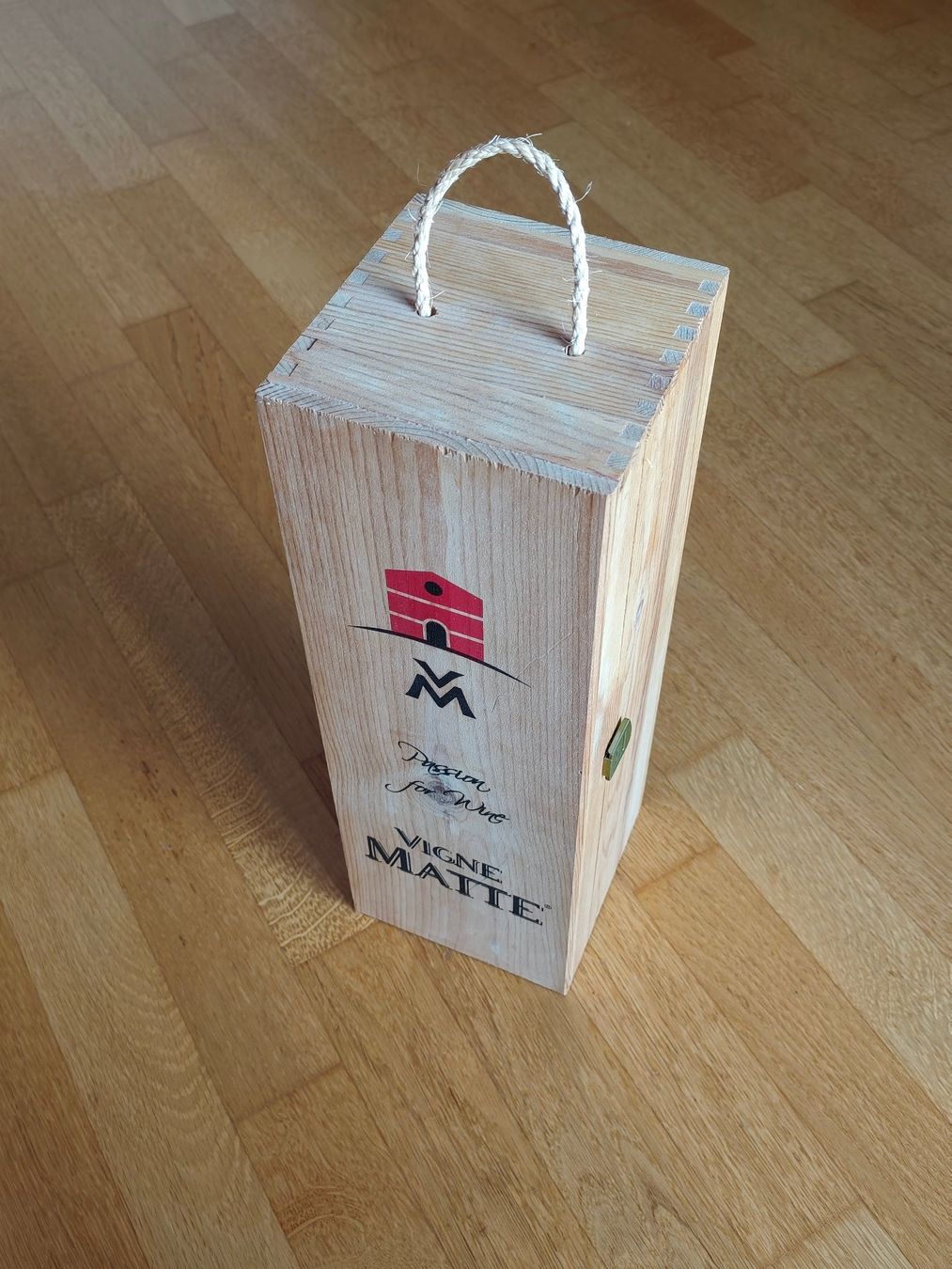 Altro: Weinkiste aus Holz – Usato da Biel/Bienne venduto da taureau03