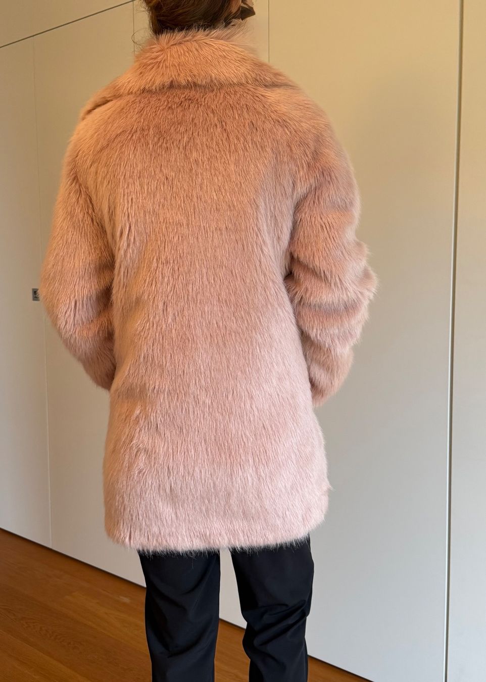 Marc Cain Giacche: Kunstfelljacke von Marccain – Usato da Oberwil-Lieli venduto da Laeber 3
