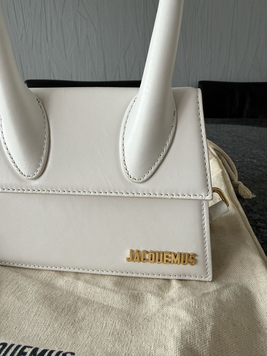 Jacquemus Taschen für Damen: Jacquemus Chiquito  – Gebraucht aus Ostermundigen von bey_25bs 1