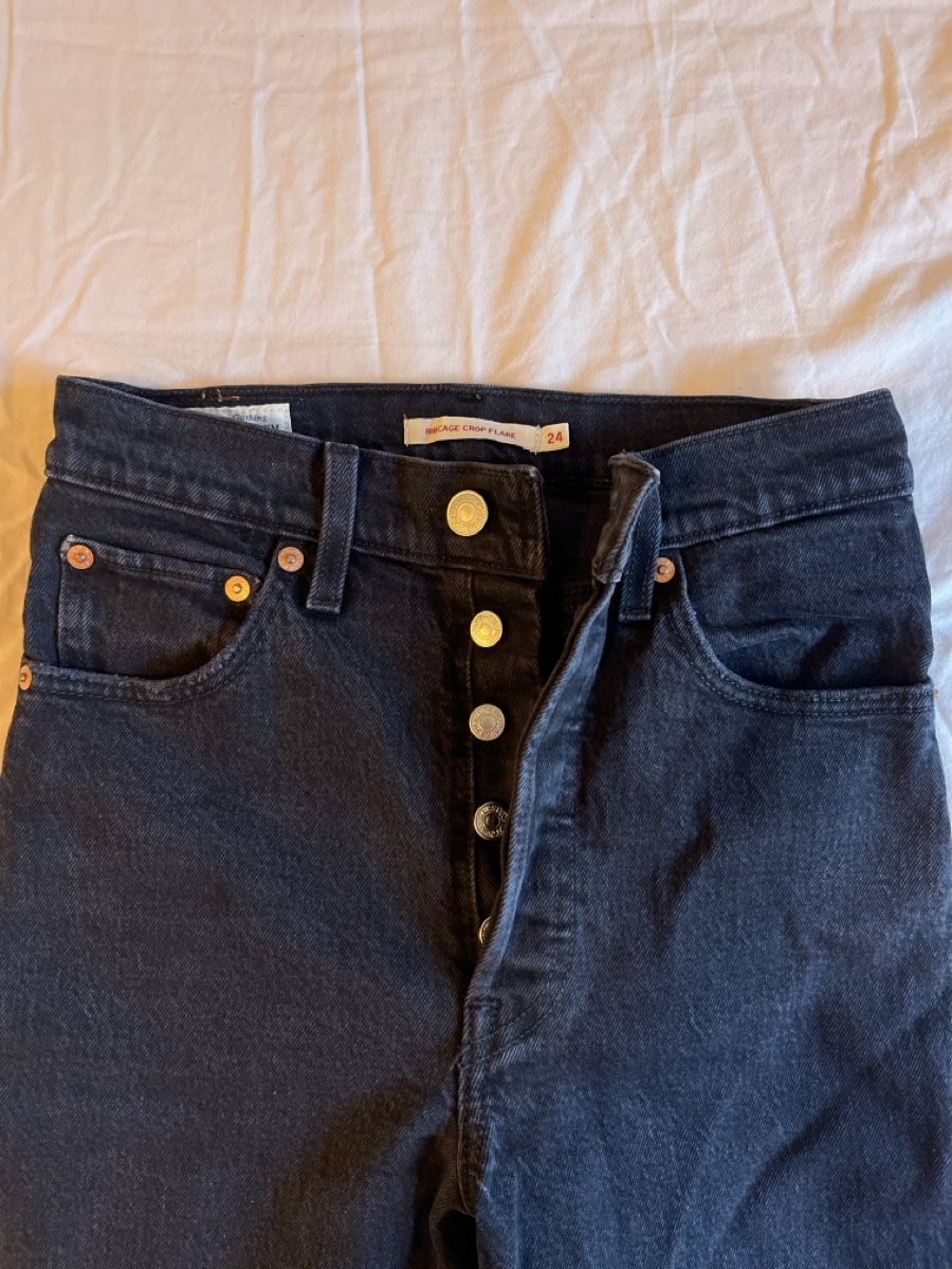 Levi's Jeans: levis ribcage crop flare – Usato da Luzern venduto da janine_l 2