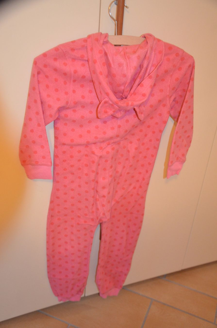 Pigiama & Simili: TAILLE 116 - OVERALL FLEECE – Usato da Chiasso venduto da Dolly015 1