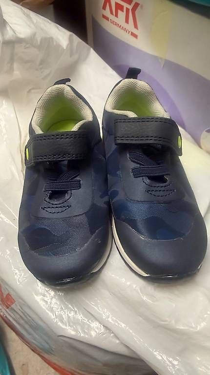 Scarpe per ragazzi: Schuhe Gr 22 – Usato da Menzingen venduto da lua123 1