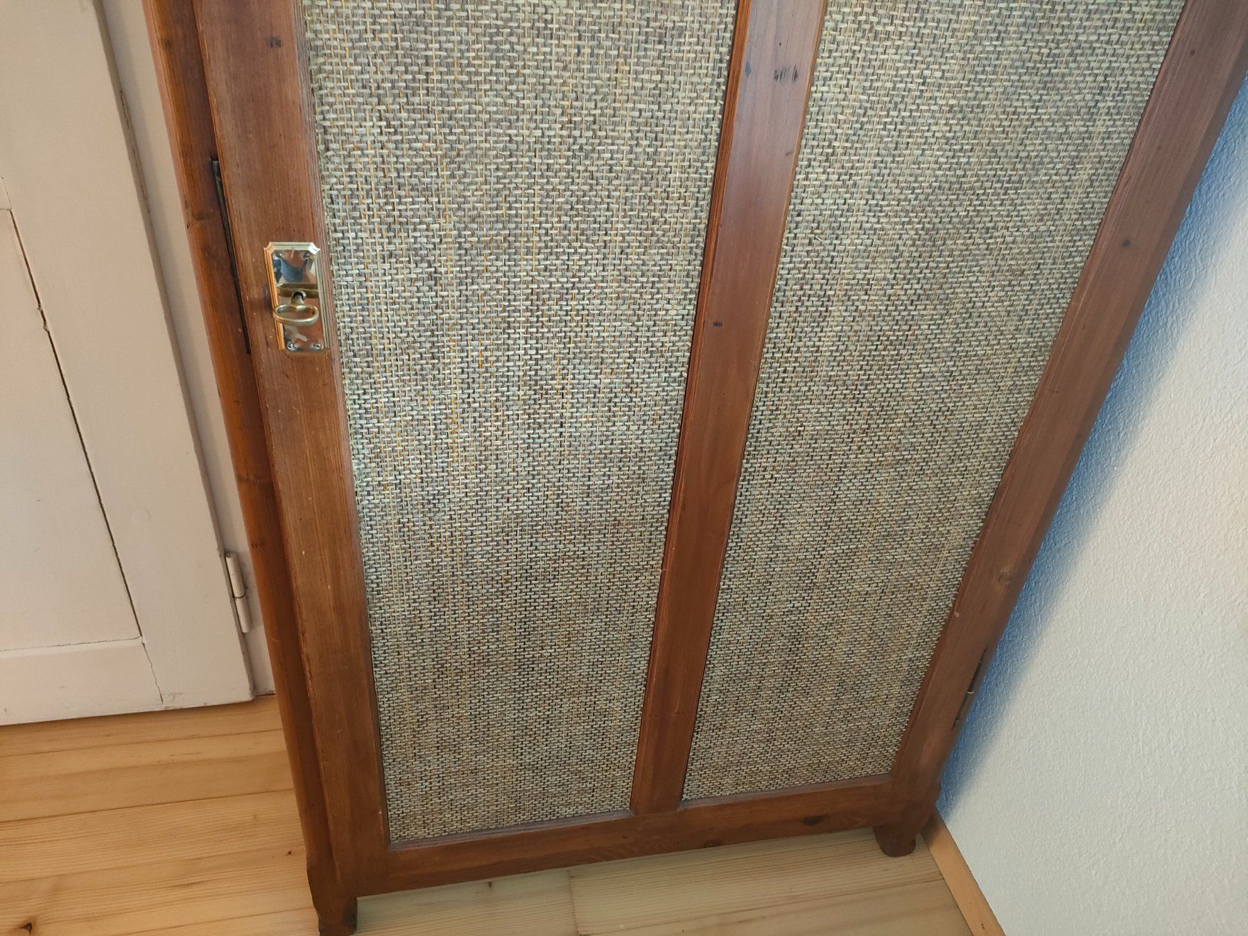 Armadi: Wunderschöner antiker Schrank – Usato da Heimenhausen venduto da rit_7ygk 9
