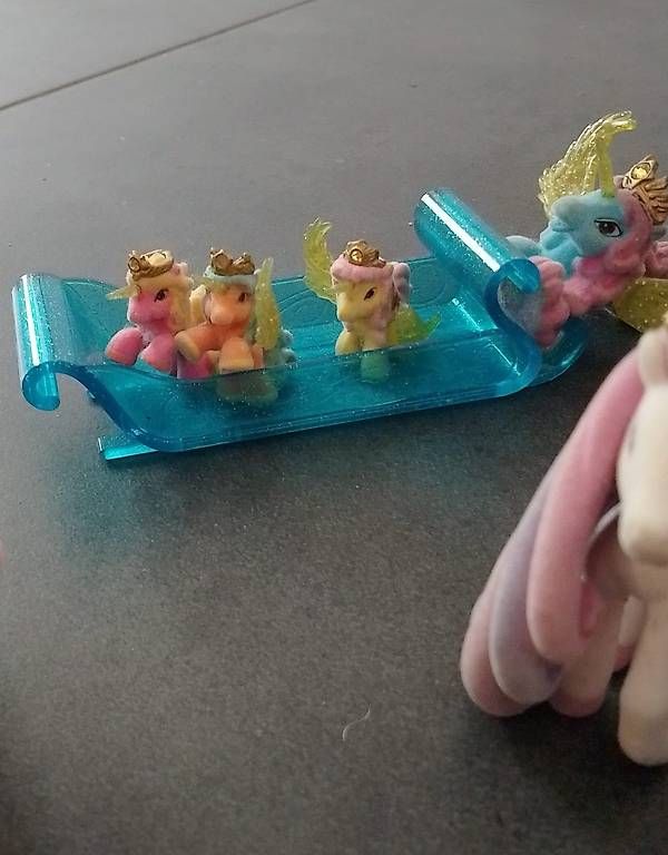 Spielzeuge: Poney et accessoires – Gebraucht aus Chatonnaye von scharf 2