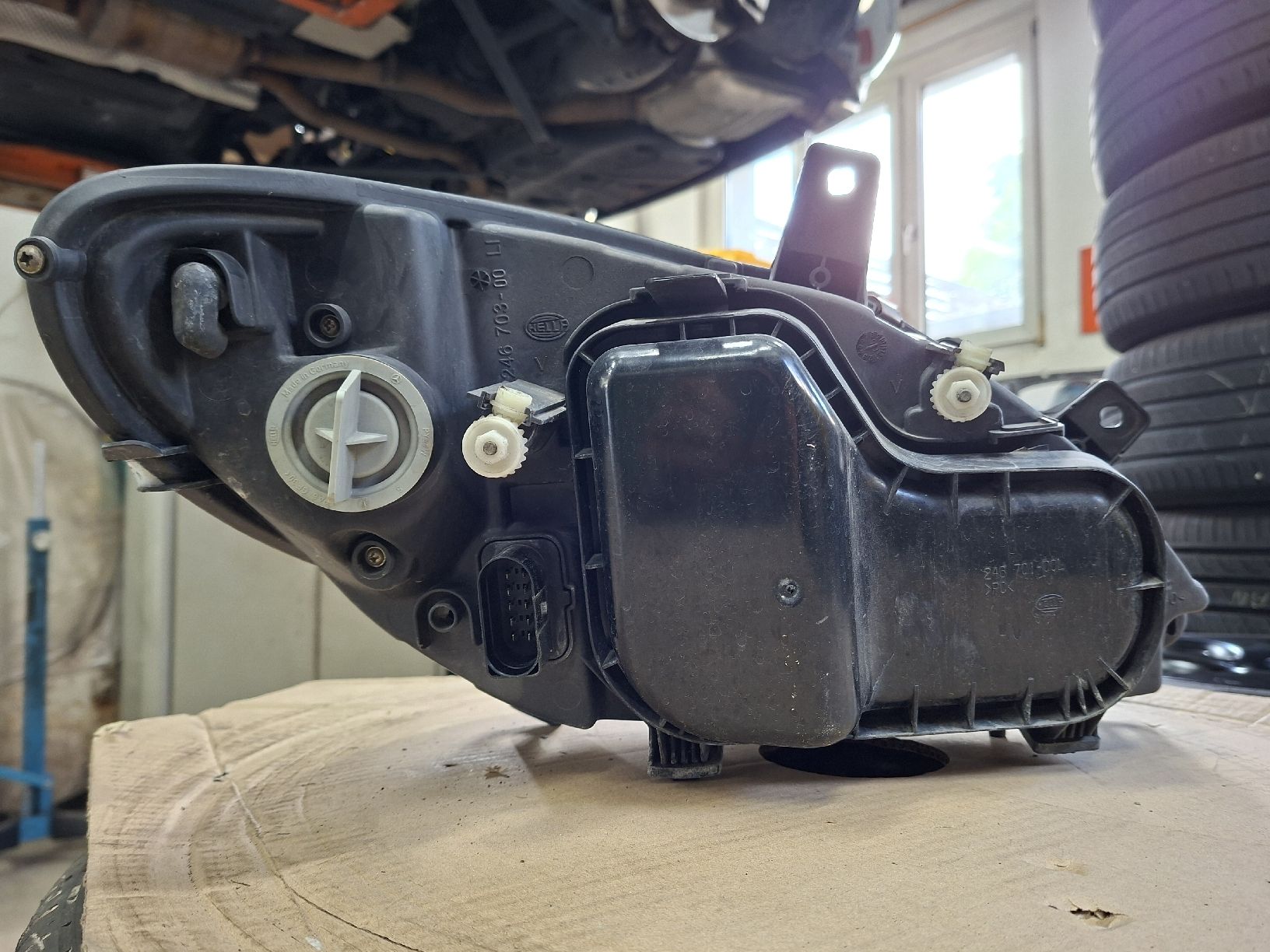 Mercedes-Benz Fari: Mercedes Vito/Viano Frontscheinwerfer – Usato da Schwarzenegg venduto da resu92 3