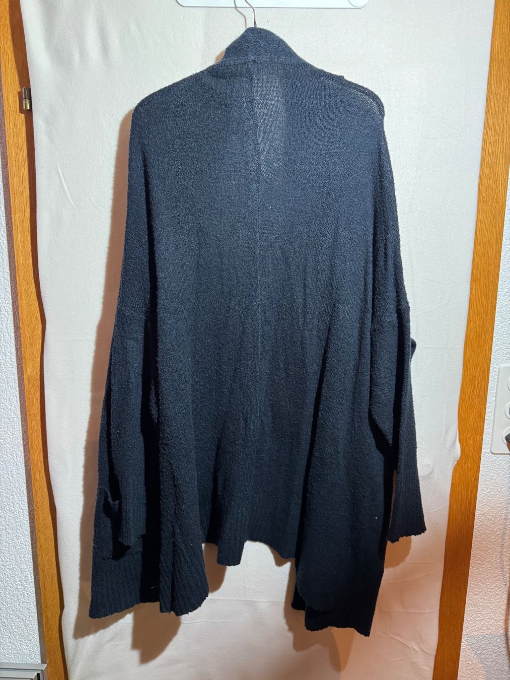 Giacche: Lange dunkelblaue Strickjacke ca Gr. XL – Usato da Grosswangen venduto da second_hand_dress 5