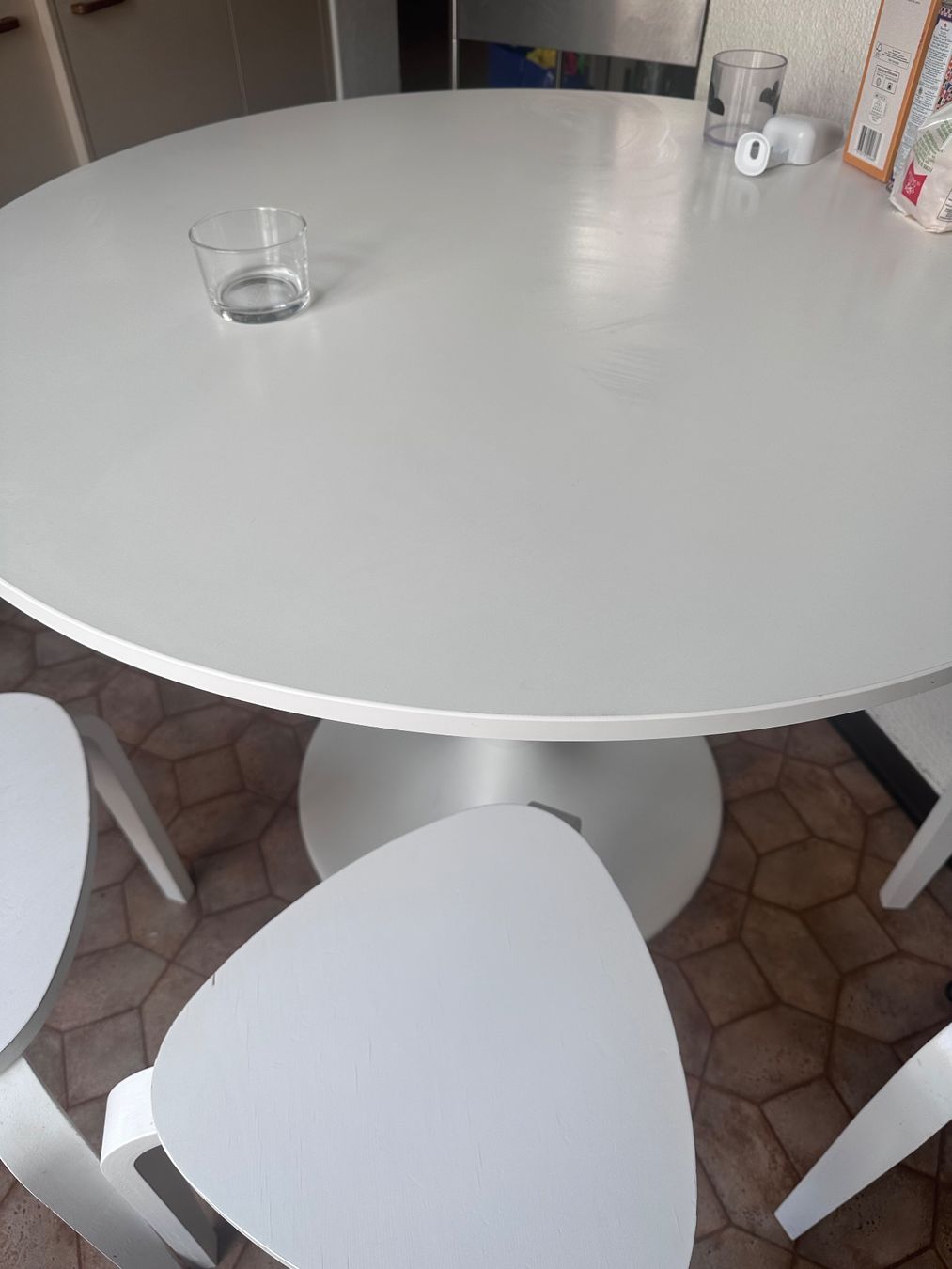 Tavoli: Tisch, inkl. 5 Stühle – Usato da Zürich venduto da Madlaura 5