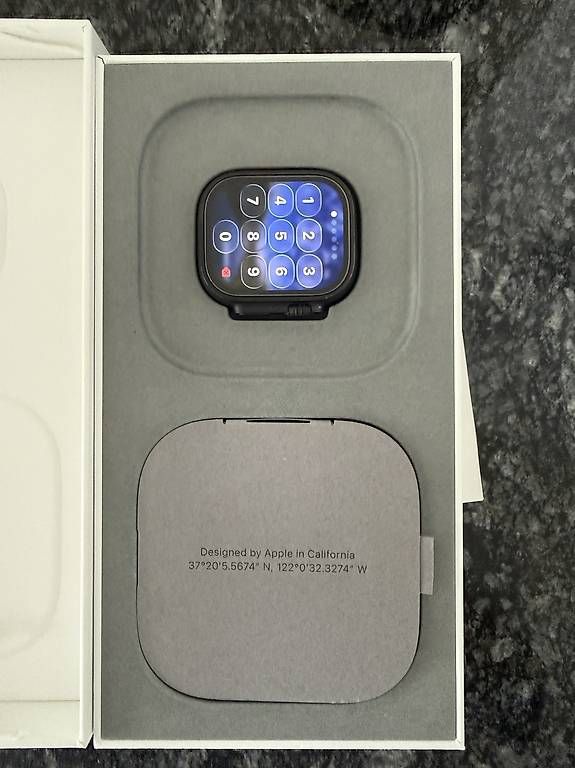Smartwatch: Apple Watch Ultra 2 - Schwarz – Usato da Chur venduto da gbo_57bt 3