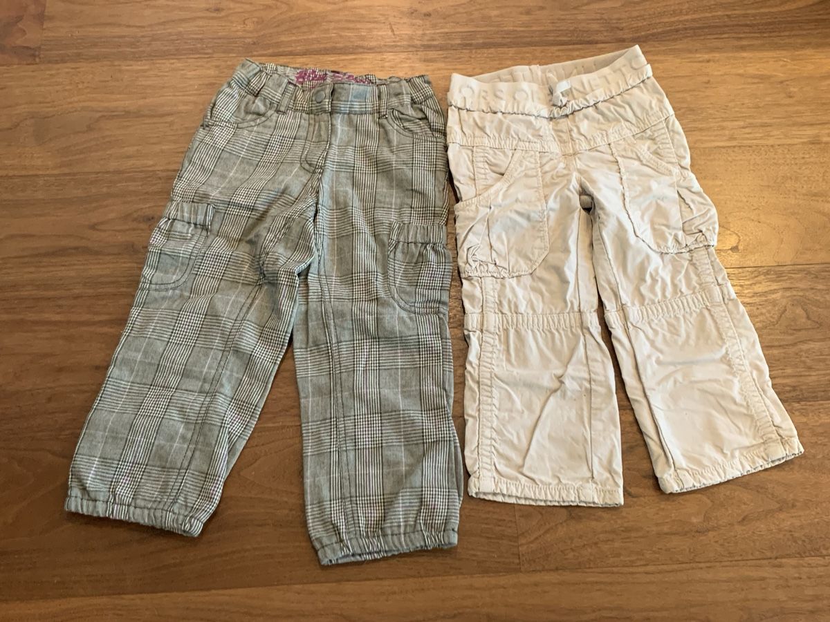 Ensembles coordonnés: Hosen Grösse 90/98 – D'occasion à Eschenbach SG par claudrup77