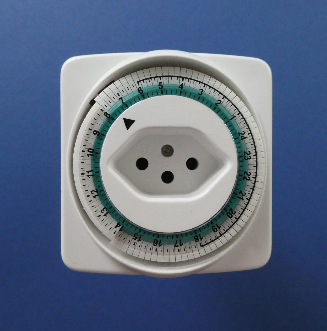 Interruttori: Zeitschaltuhr Timer T, mechanisch Indoor, 15 Min. Intervall – Usato da Regensdorf venduto da Malfaro23