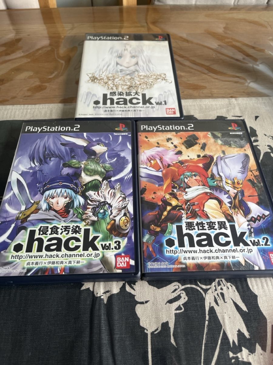 Giochi: Hack vol 1,2,3 – Usato da Versoix venduto da axe_qpy7