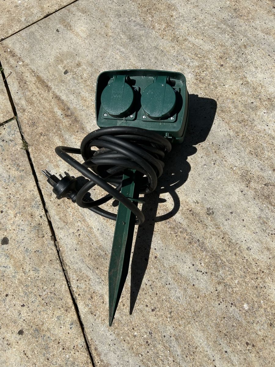 Alimentation électrique: Gartenstromverteiler Schönenberger – D'occasion à Basel par marcvo 1