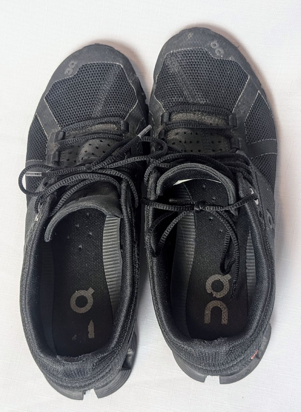 On Herrenschuhe: On Cloud Laufschuhe Grösse 40 – Gebraucht aus Wängi von ABIZONE-86 7