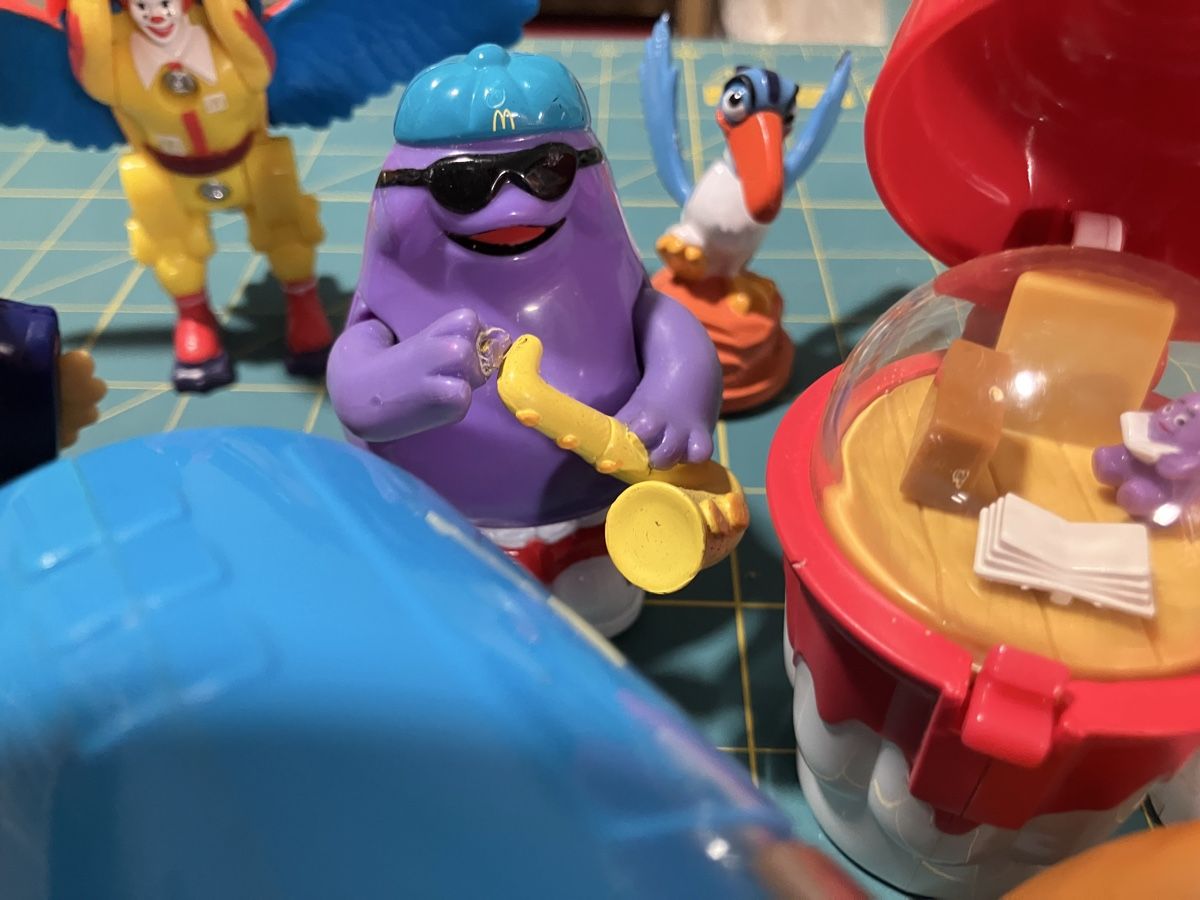 Spielzeuge: Spielfiguren – Gebraucht aus Bettwiesen von jum_kq5y 6