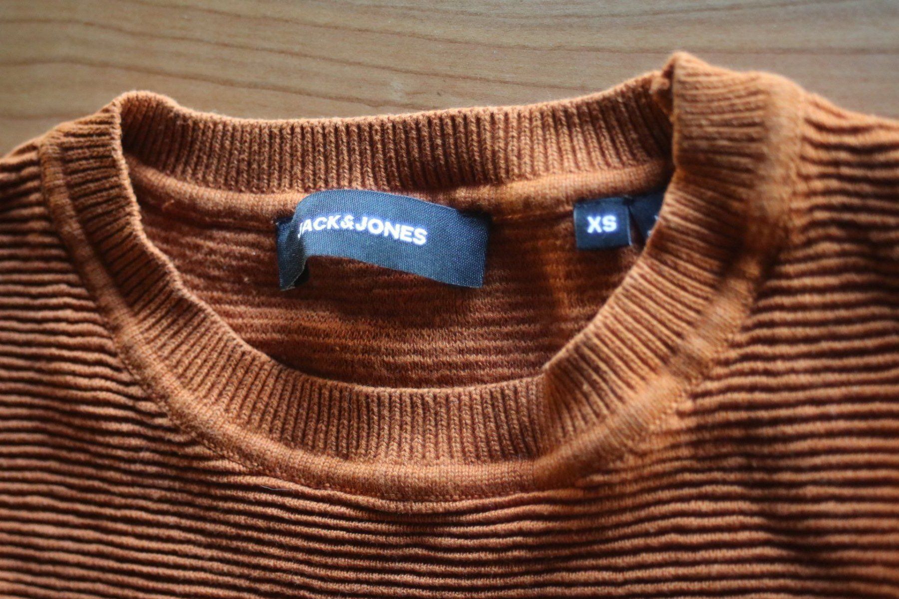 Jack & Jones Pulls et sweat-shirts: Pullover Jack & Jones rostrotorange XS – D'occasion à St. Gallen par Razoon77 1