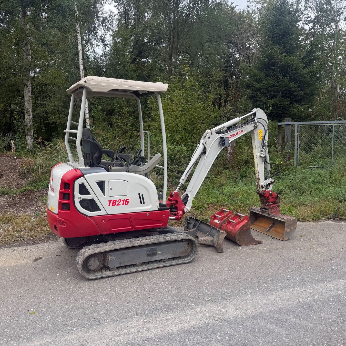 Takeuchi Escavatori: Takeuchi TB216 & TB219 – Usato da Menziken venduto da TairiBaumaschinen10 1