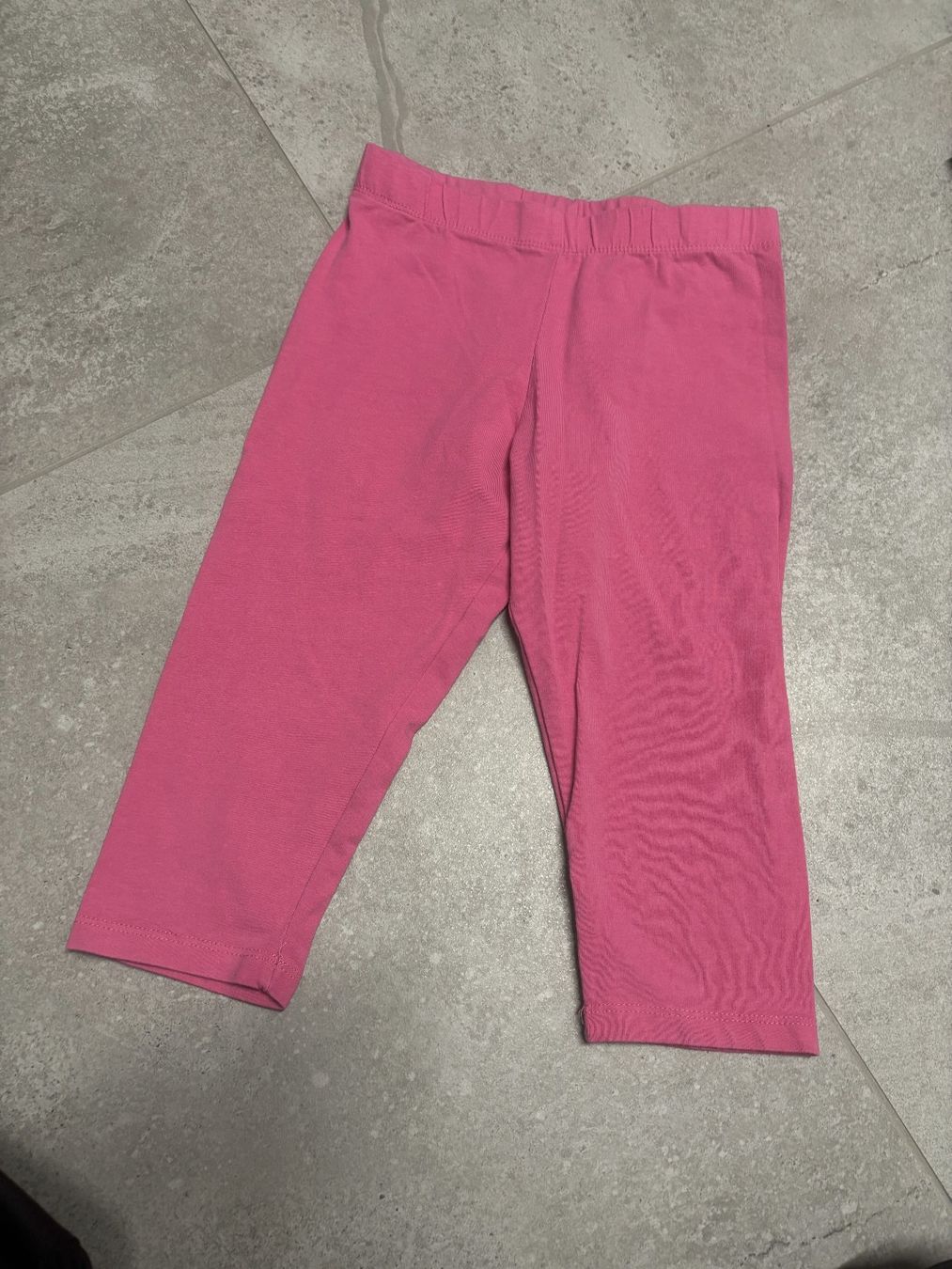Pantaloni: Short stretch leggings 128 – Usato da Salvenach venduto da gwenwywar