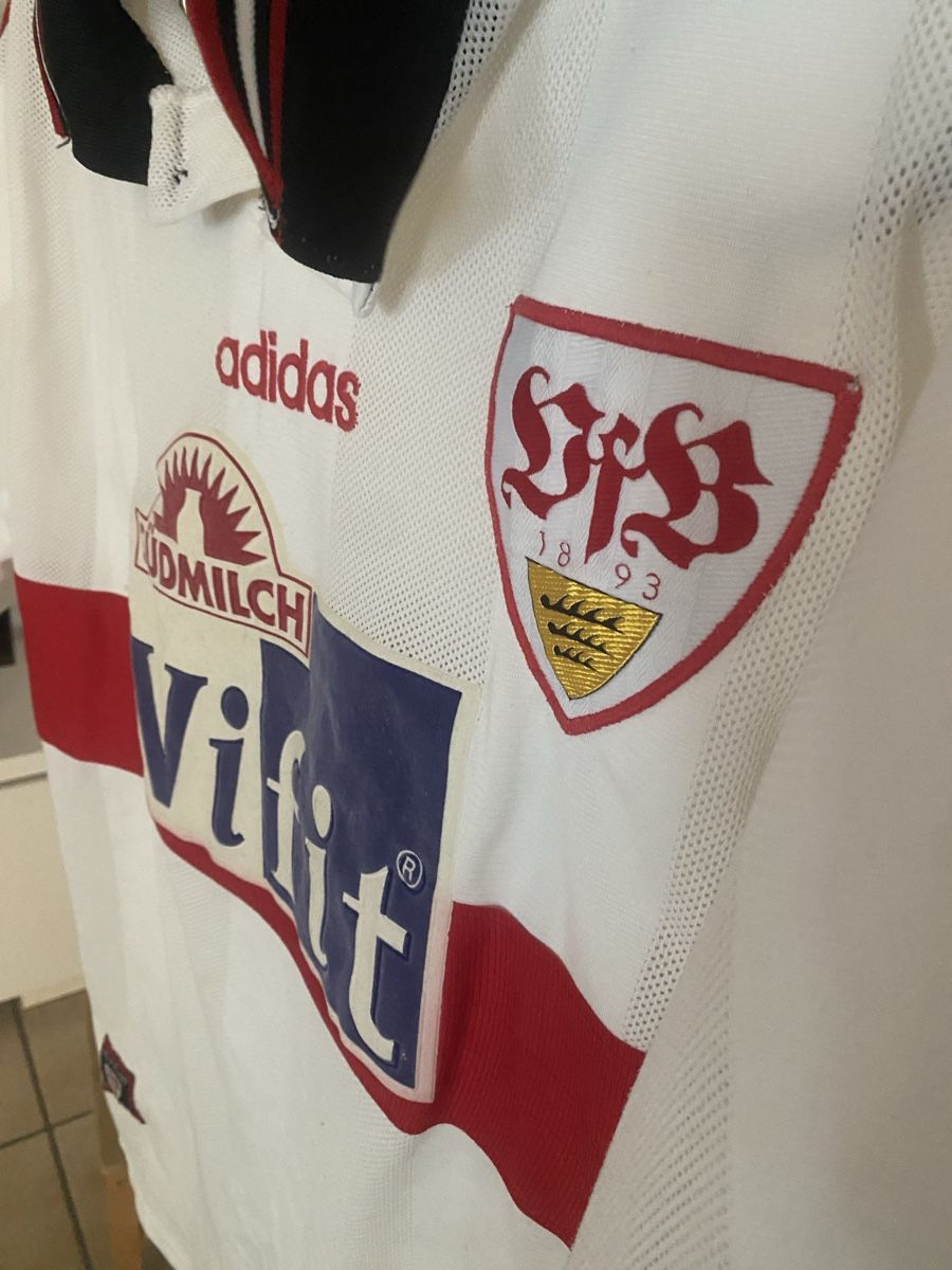 Adidas Maillots de corps & Pantalons: VFB Stuttgart Trikot – D'occasion à Merlischachen par brunnerlu 2