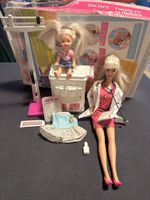 Barbie Médecin + Shelby avec accessoires