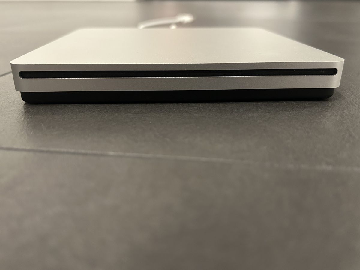 Apple Systèmes audio & multimédias: Apple USB SuperDrive – D'occasion à Wettswil par 8wkc_ne 1