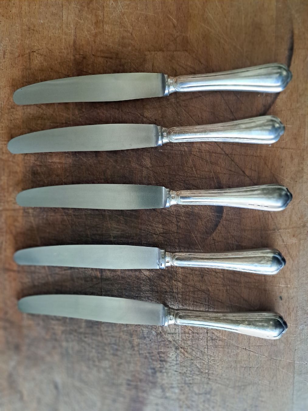 Christofle Posate: 5 couteaux Christofle Inox argenté – Usato da Zollikerberg venduto da ren_q7gc 2