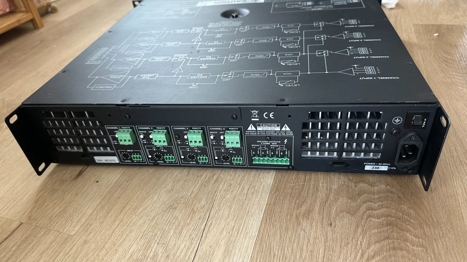 Amplificateurs: Cloud VTX 4120 4-Kanal Endstufe 19" Rack – D'occasion à Azmoos par ARMANDO2002 2