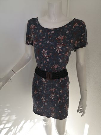 🤩MANGO KLEID BLAU MIT BLUMEN-MUSTER & AUSSCHNITT HINTEN