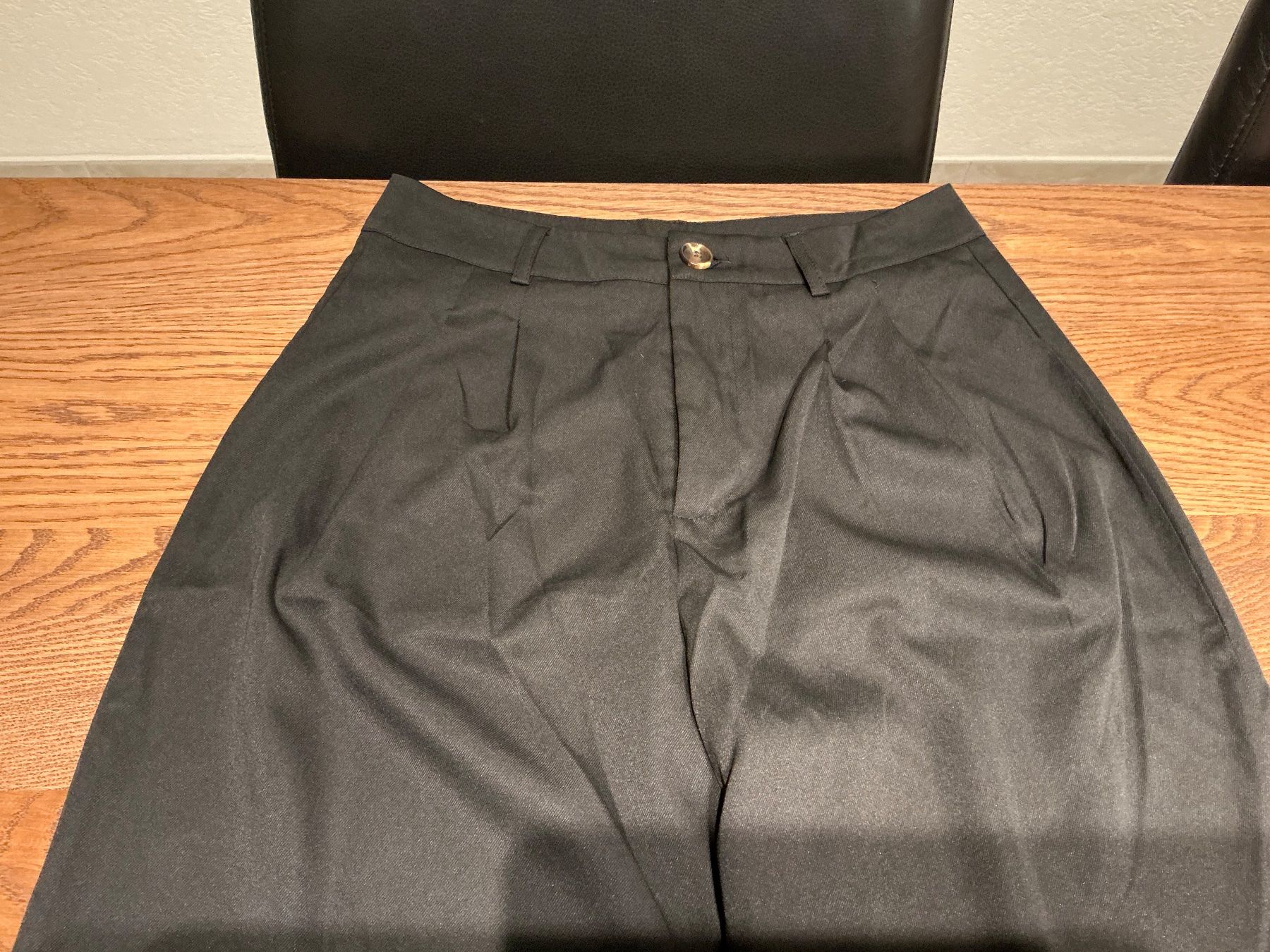 Pantaloni: Schwarze elegante Stoffhose Gr.38 neuwertig – Usato da Würenlos venduto da Chicca2004 2