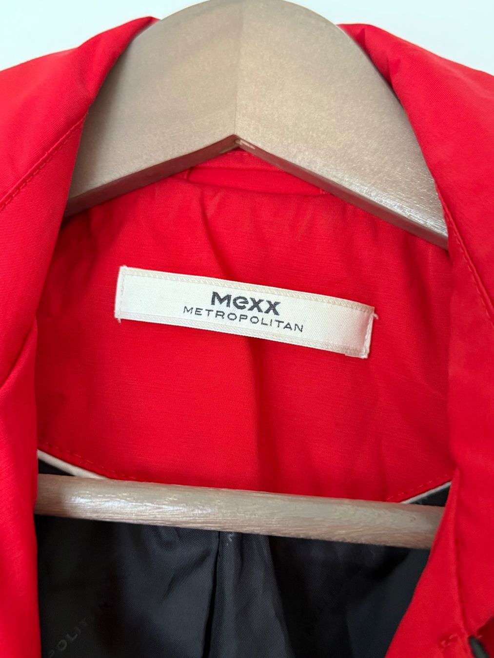 Mexx Mäntel: Trenchcoat, rot, Mexx, Grösse 38 – Gebraucht aus Luzern von mic_fdf2 2