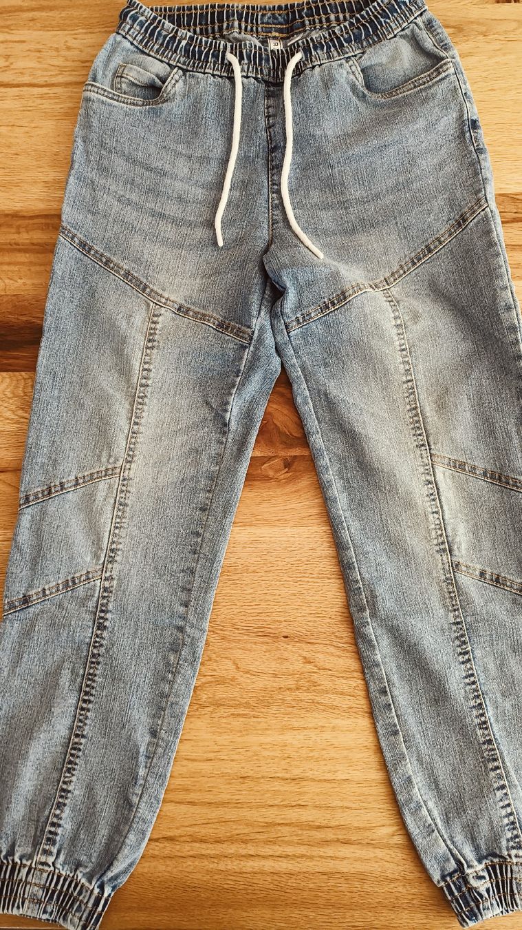 Jeans: Jeans 34 hellblau – Usato da Villmergen venduto da toptip1970
