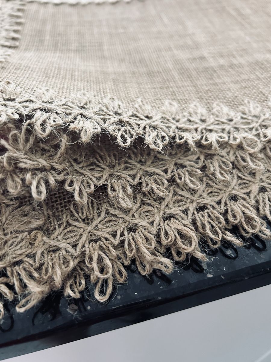 Set di tavolo e panche: Tischset (8-teilig) aus Jute – Usato da Mägenwil venduto da afiloni84 1