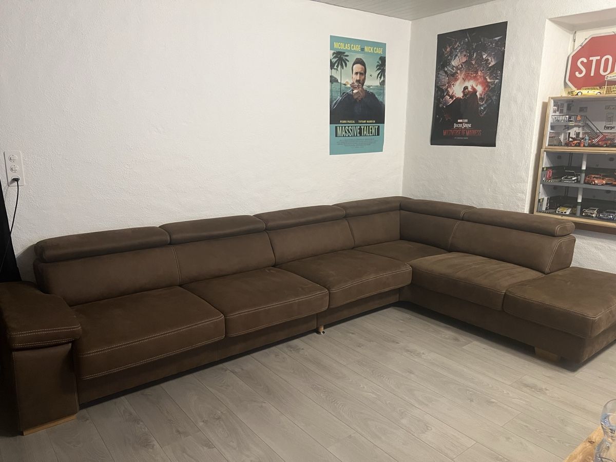 Divani: Alcantara Ecksofa mit Bettfunktion & Stauraum – Nuovo (secondo la descrizione) da Uznach venduto da Apuutze 1