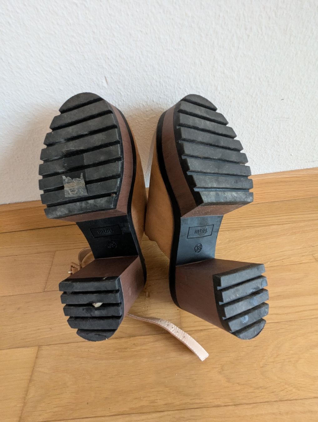 Scarpe da donna: mtng Sandalen Grösse 38 – Usato da Luzern venduto da phi_89 4