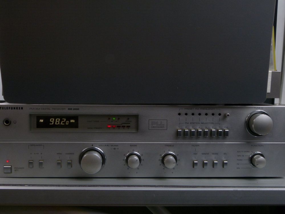 Telefunken FM AM Digital Stereo Receiver RR 200 (Gebraucht) in Rheineck ...