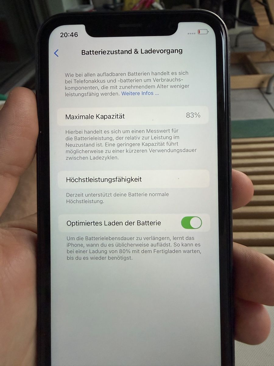 Apple Telefoni cellulari / Smartphones: iPhone XR - 64GB - Weiss – Usato da Zürich venduto da mickeey 4