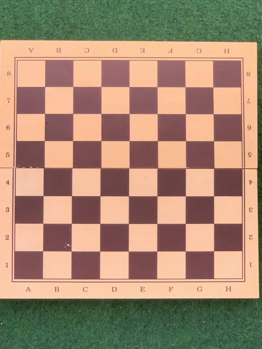 Spiele: Schach & Backgammon - Set – Gebraucht aus Wangen b. Olten von Finolino28 6