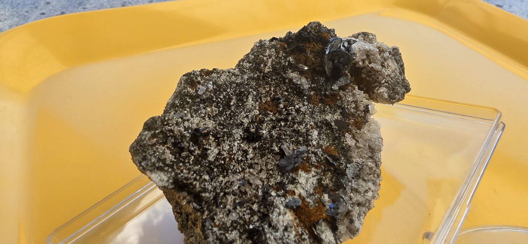 Minerali & Pietre curative: Mineralien Hämatit mit Monazit Binntal – Usato da Glis venduto da nbu_65ys 2