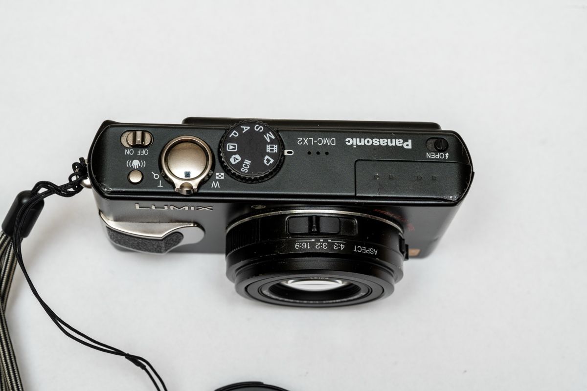 Panasonic Fotocamera: Panasonic LUMIX DMC LX2 Digicam – Usato da Sennwald venduto da hosszidavid 3